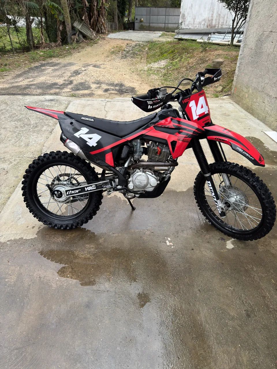 CRF 230 2016 Filé 