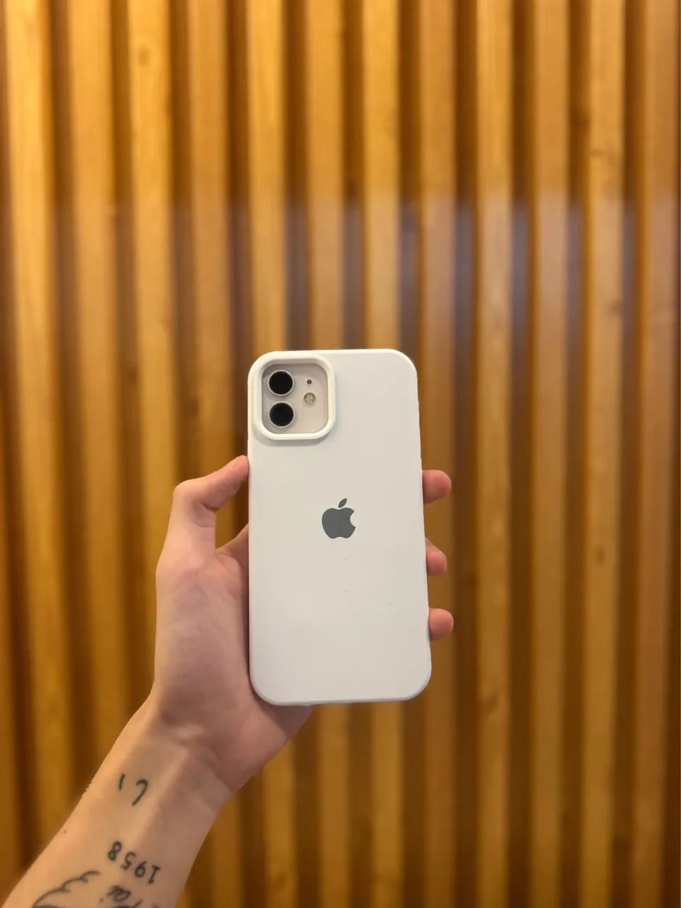 iPhone 12 128gb - capa + carregador  - Foto 4
