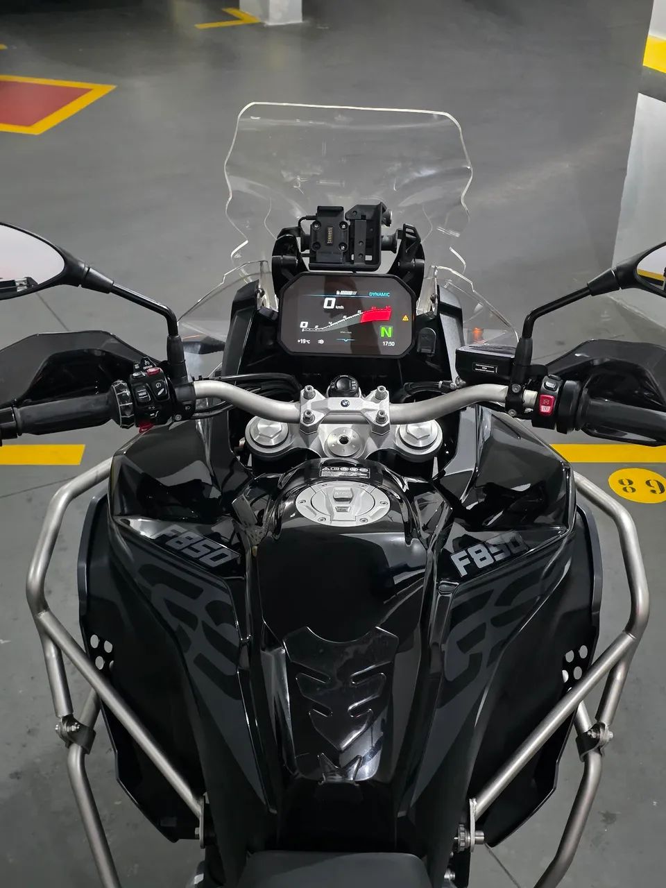 Gs Adventure Premium Triple Black 