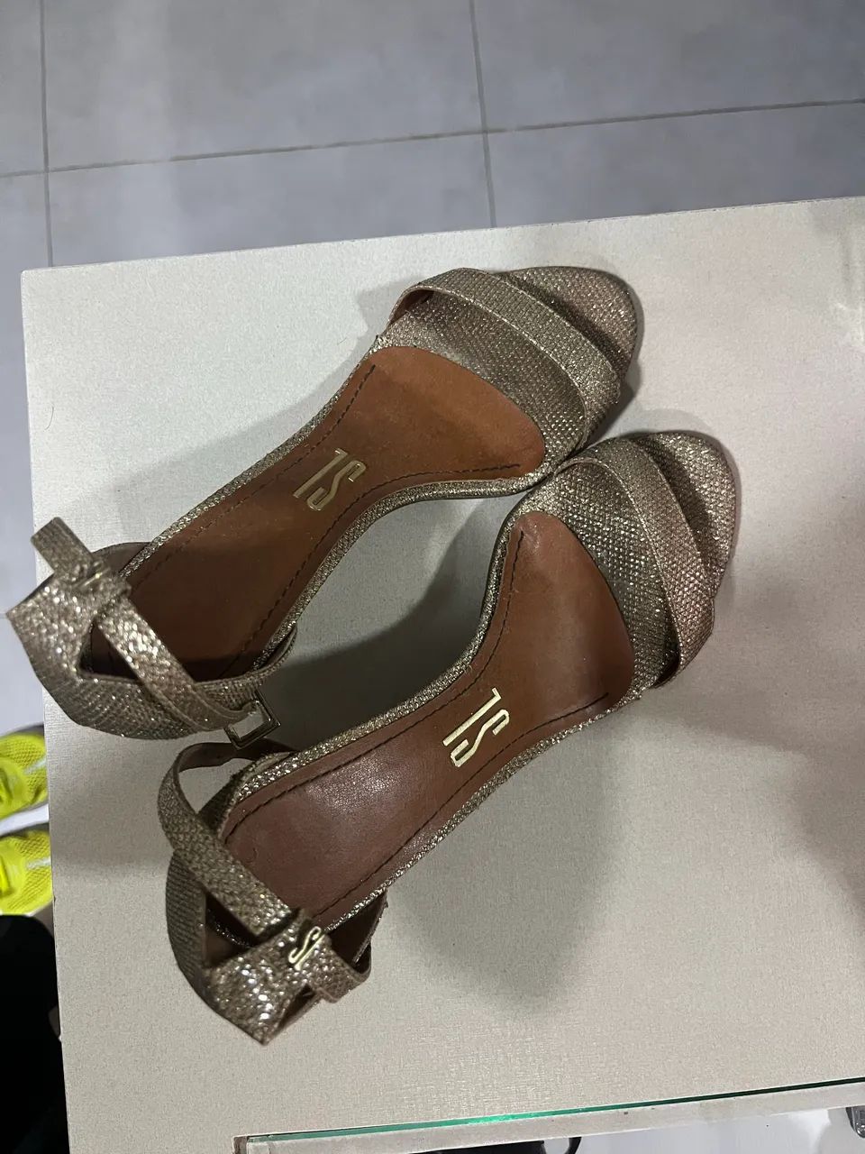 Salto Mini Santa Lola 