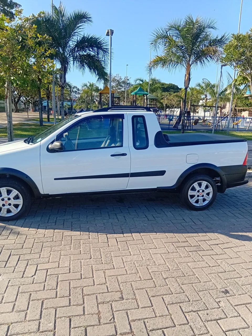 Fiat Strada 1.4 MPI Fire Flex 8V CE 2008 - Foto 4