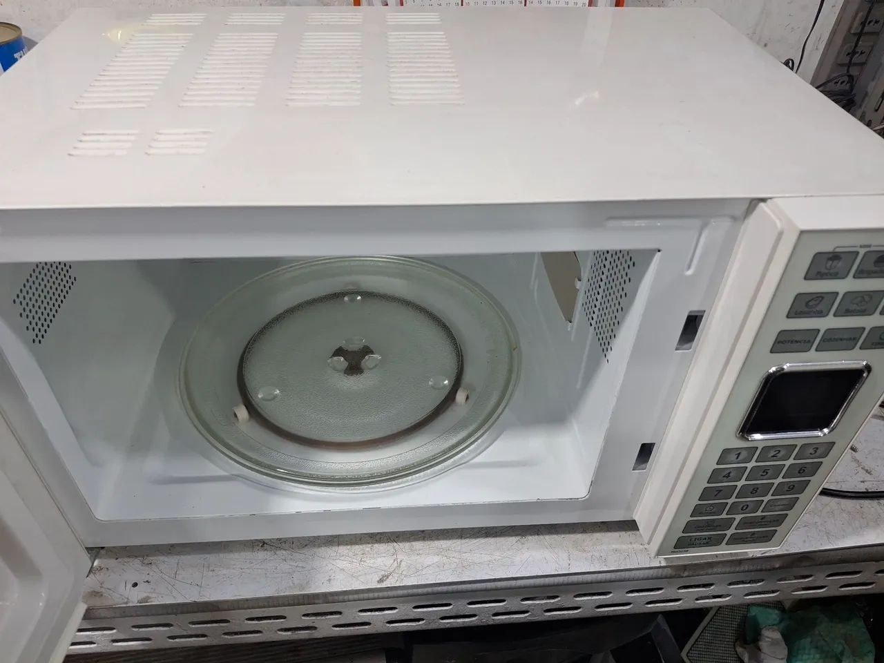 Microondas philco 23 litros 127v usado  - Foto 3