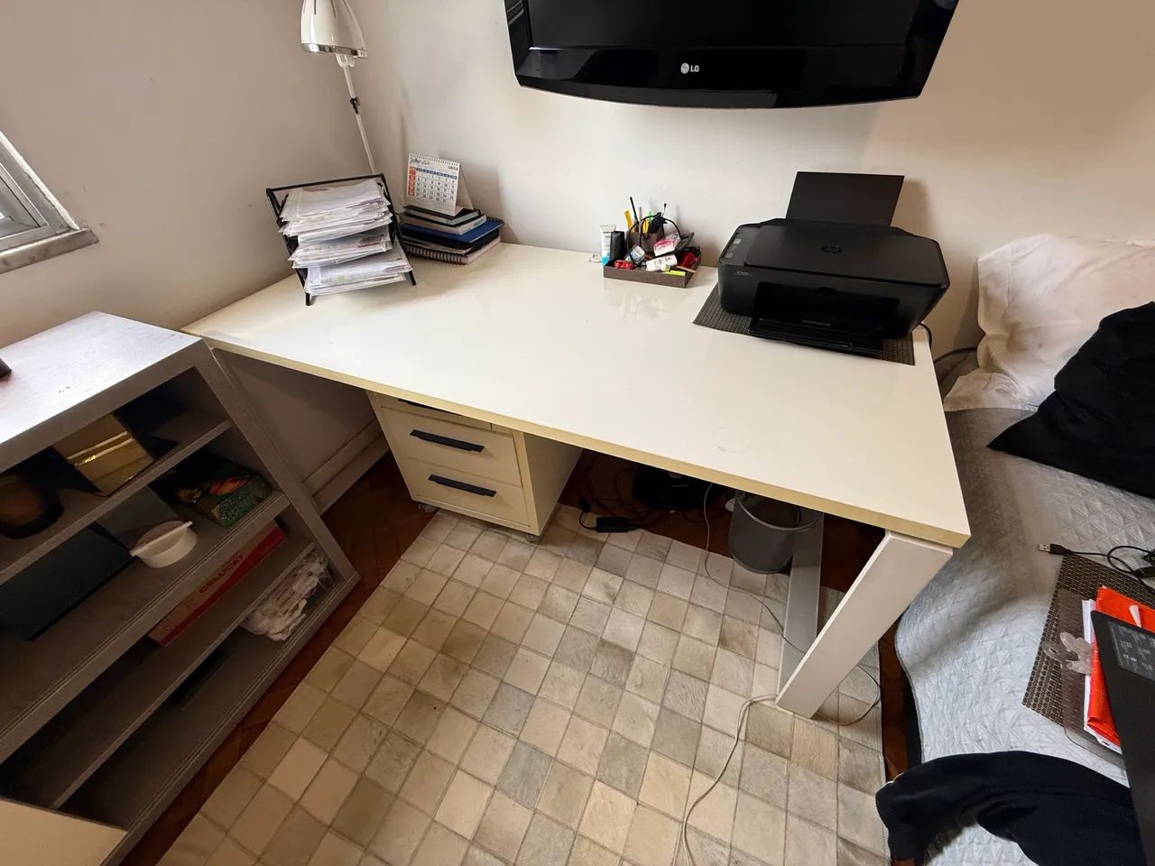 Mesa para escritório da Tok&Stok. - Foto 2