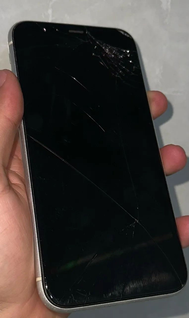 Vendo ou troco iPhone XR