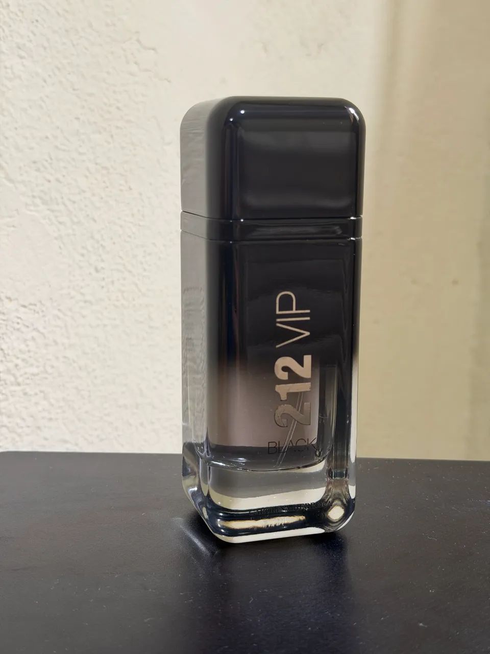 Perfume 212 vip Black - Carolina Herrera