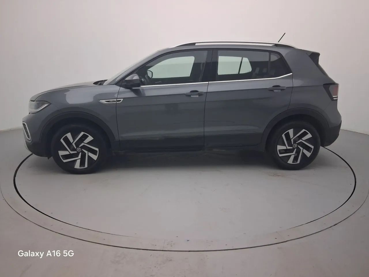 Volkswagen T-Cross Highline 1.4 TSI Flex 16V 5P AUT, foto 2 de 18
