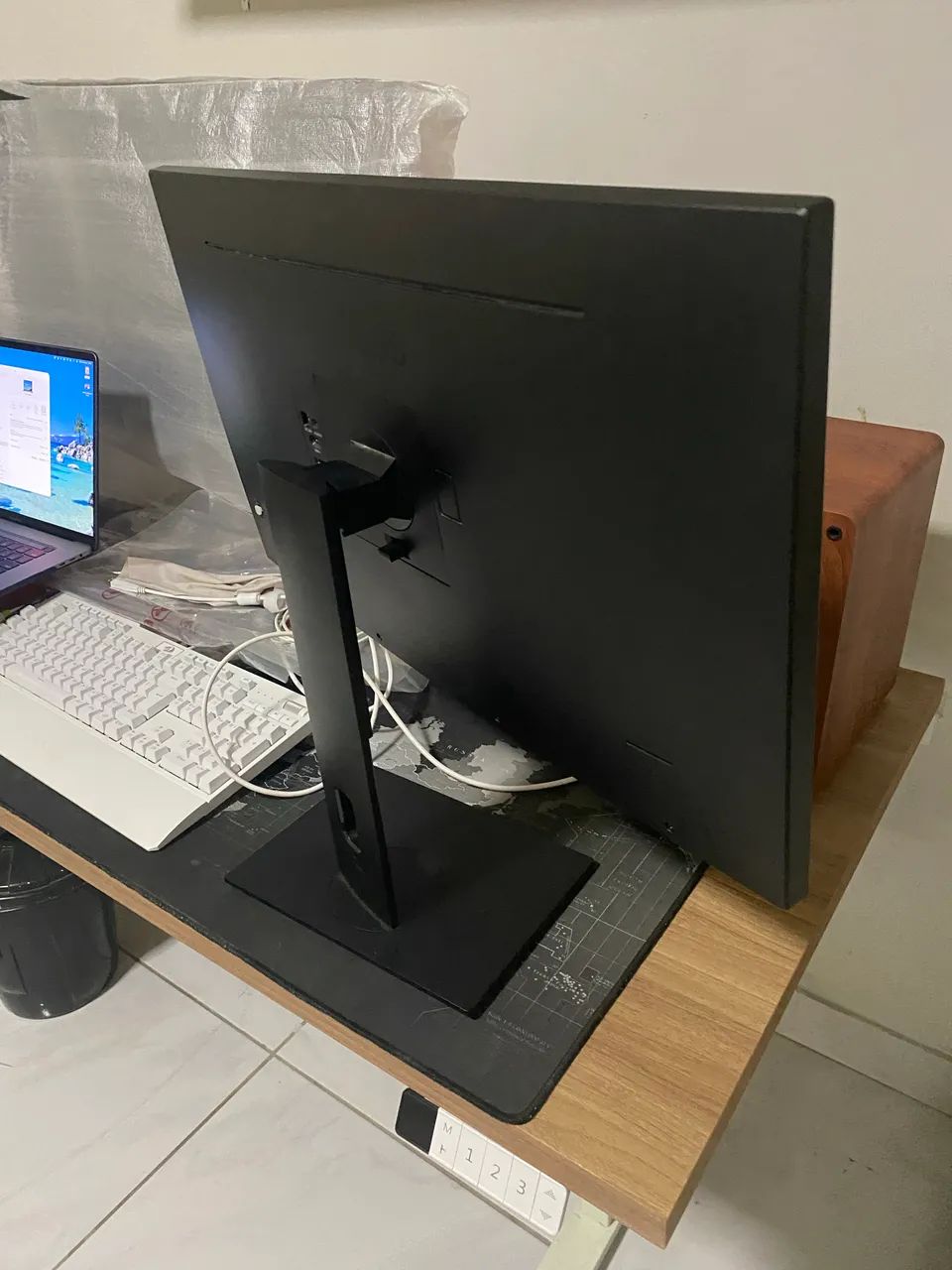 Monitor Perseus Pro 27 2K 75hz IPS USB-C - Foto 5