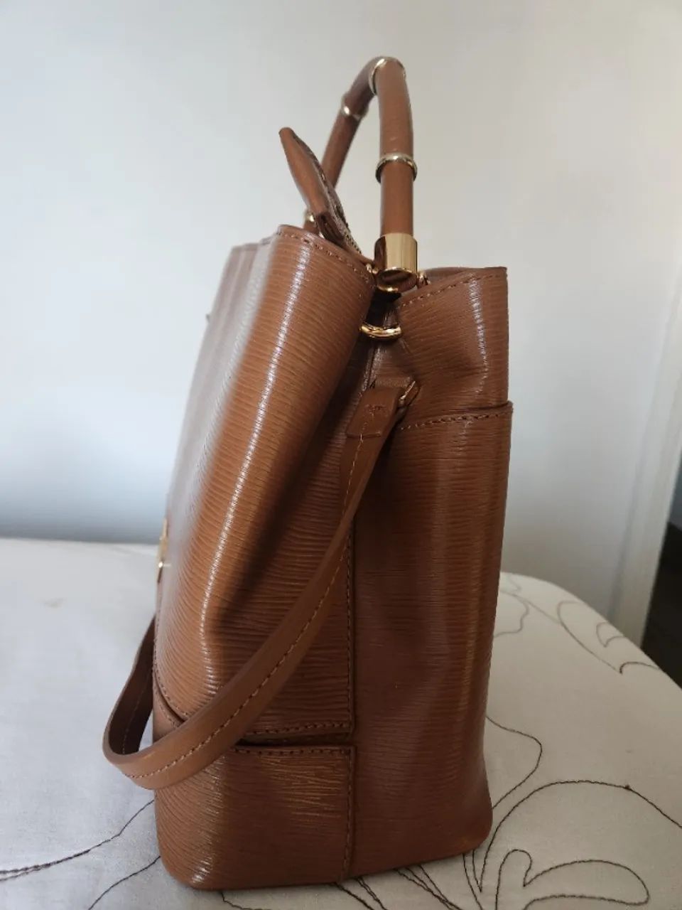 BOLSA legítima AREZZO! Sem uso! - Foto 2