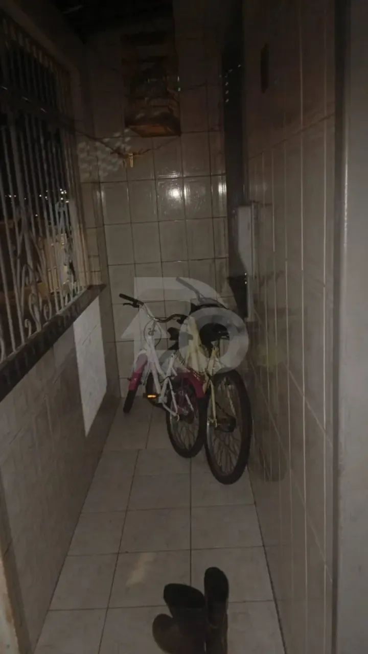 Casa no Olaria com 2 Quartos em Venda Somente à Vista