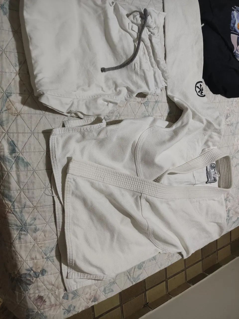Kimono jiu-jitsu keiko ultra light pouco usado