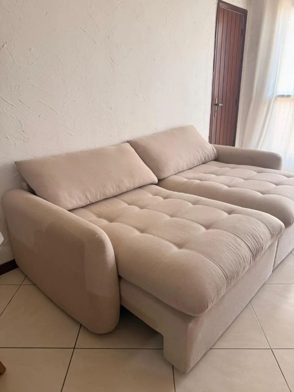 Sofá retrátil bege  - Foto 2