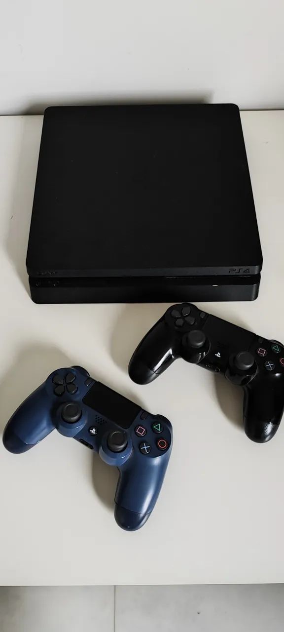 PS4  Slim | 2 controles - Foto 2