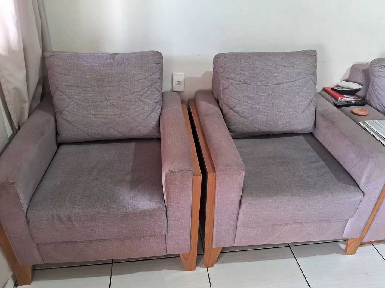 Vendo 2 poltronas seme nova - Foto 3