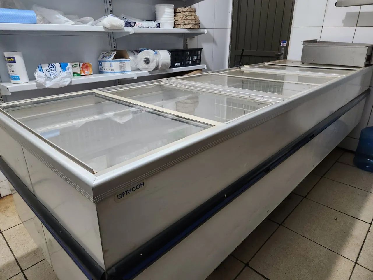 Ilha refrigerada