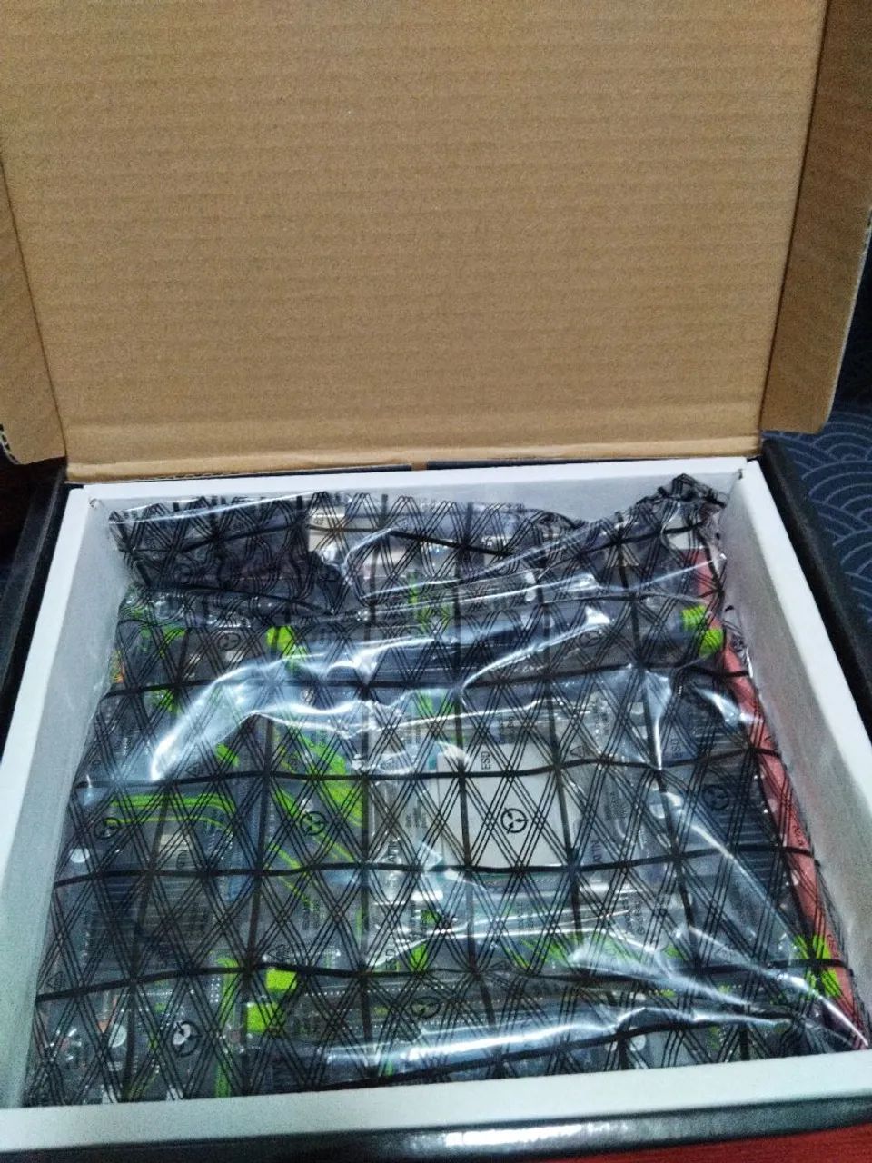 Placa mãe e processador Xenon 2650 v3
