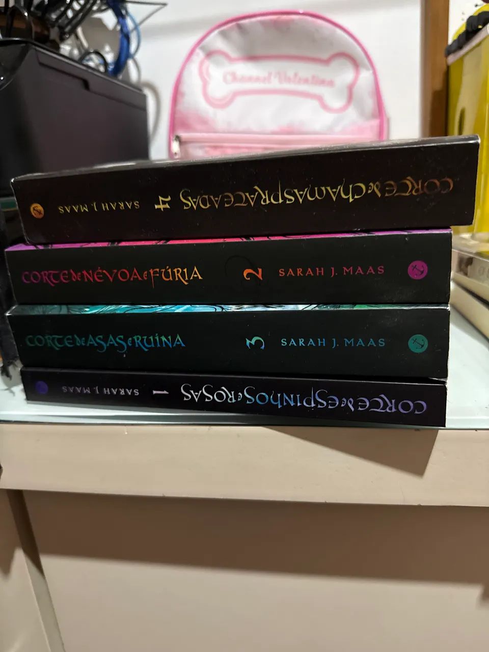Coleção Sarah J Maas corte de espinhos e rosas