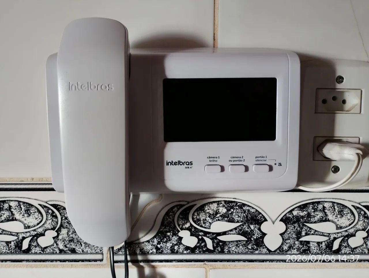 VÍDEO PORTEIRO ELETRÔNICO INTELBRAS; Interfone com câmera. Kit completo instalado. - Foto 5