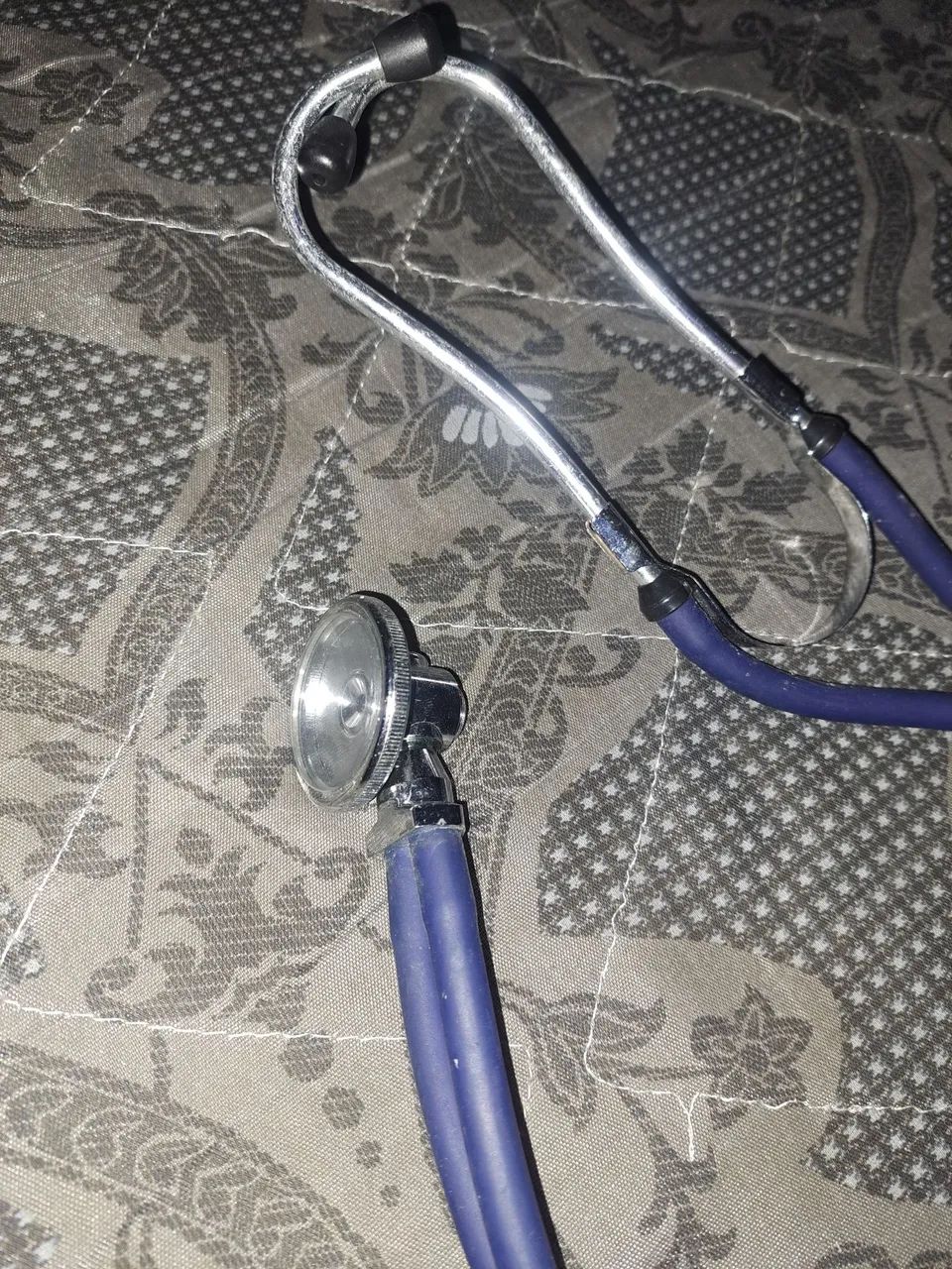 aparelho de escutar o coração - Foto 3