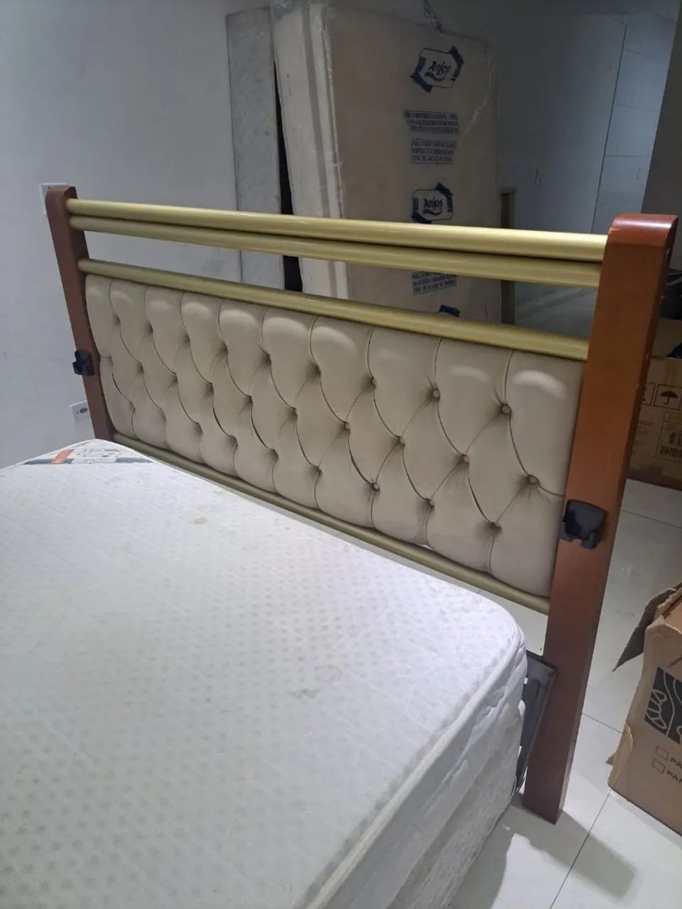 Colchão com massagem+ cama box + cabeceira  - Foto 3