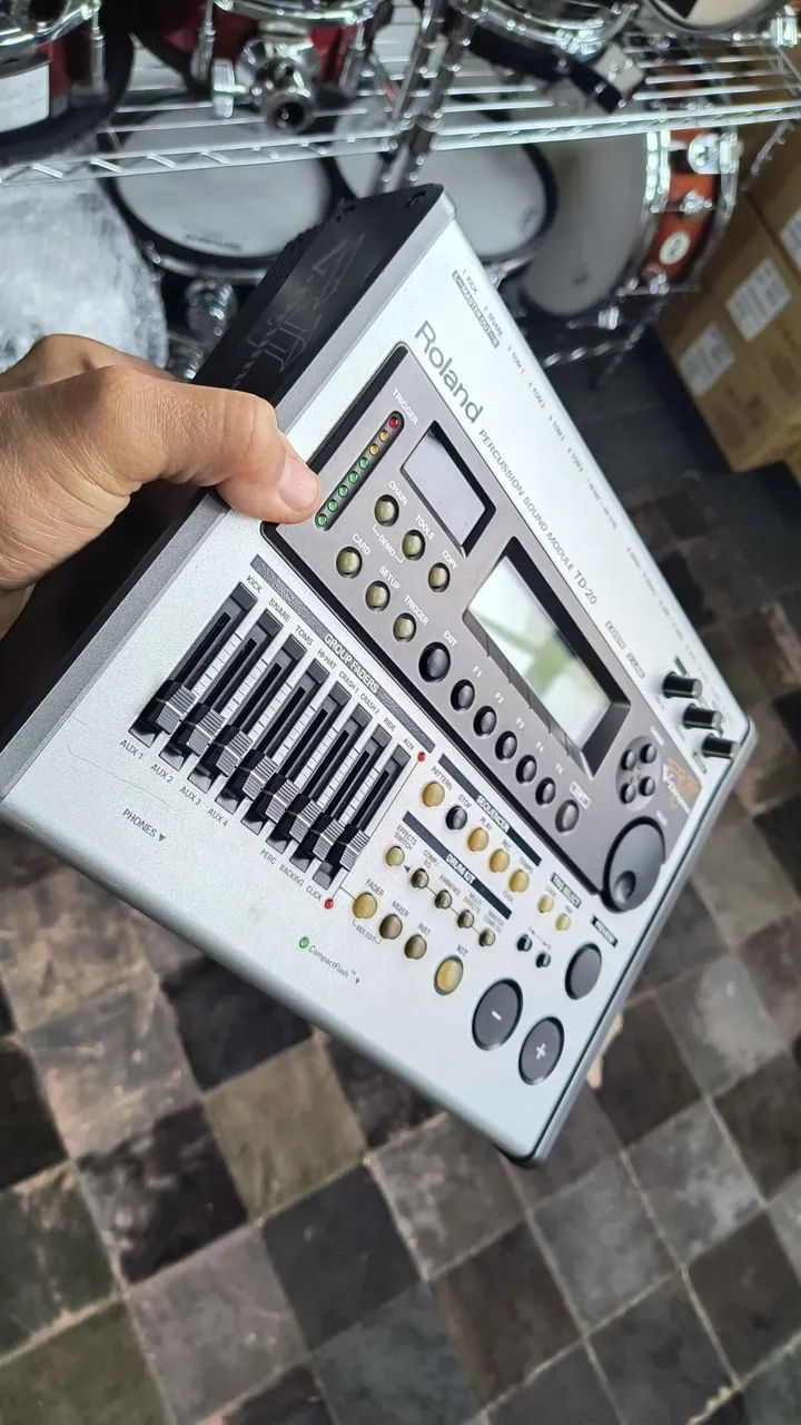 Td20 módulo Roland usado impecável 