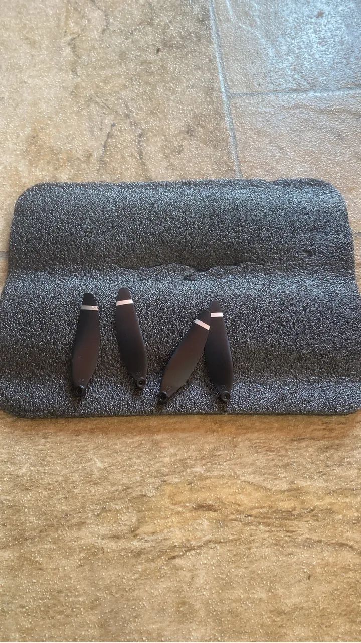 Vendo drone - novo sem uso. Passo cartão  - Foto 3