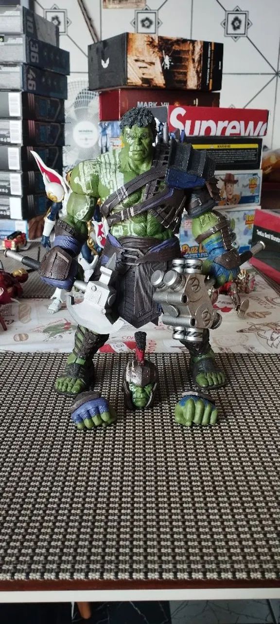Hulk ragnarok Marvel select 