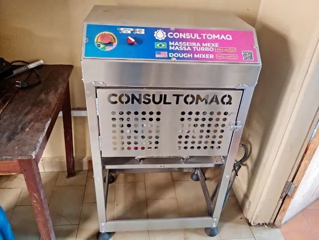 Máquinas para confeccionar salgados