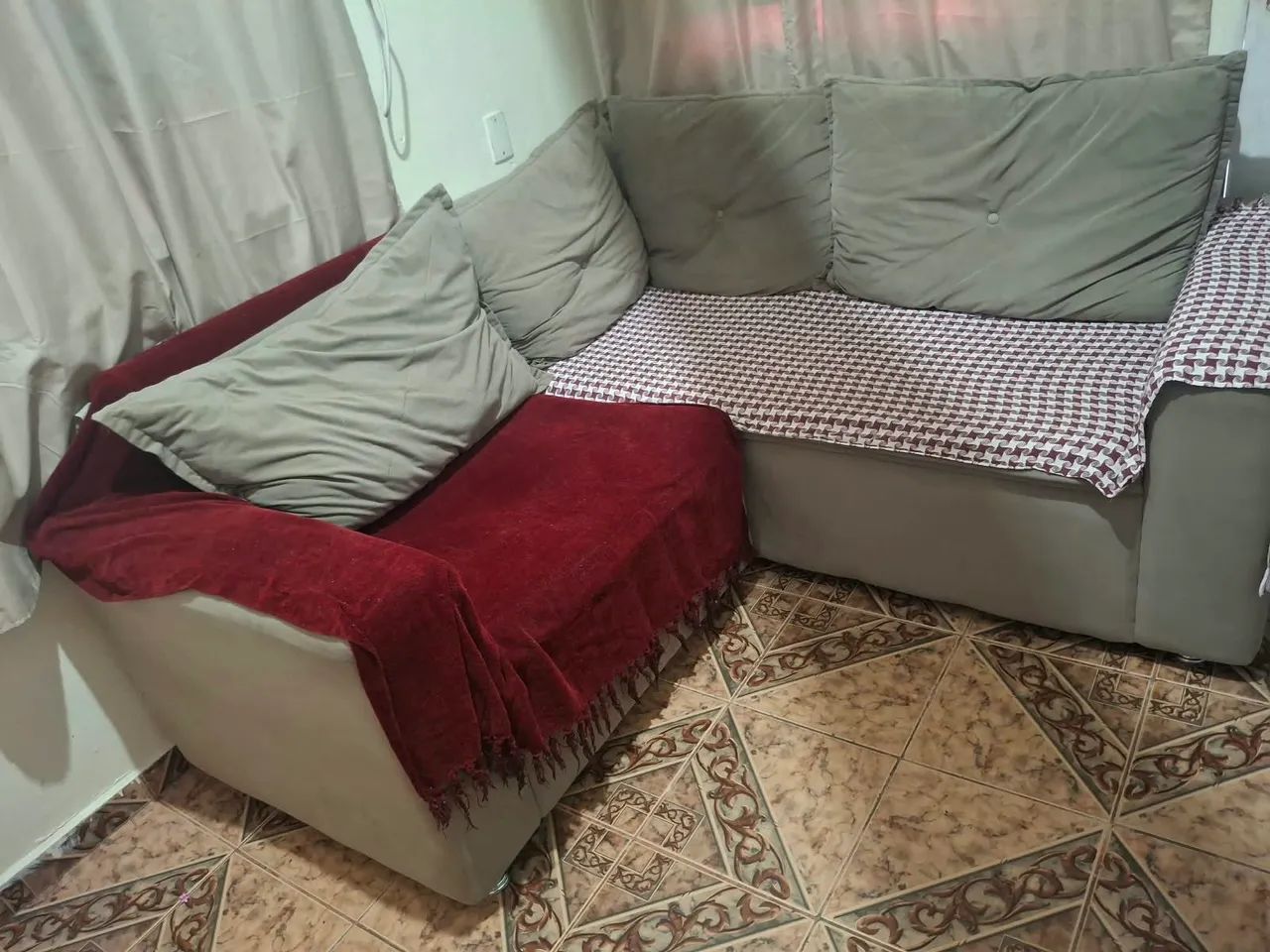 SOFÁ DE CANTO 4 LUGARES. - Foto 2