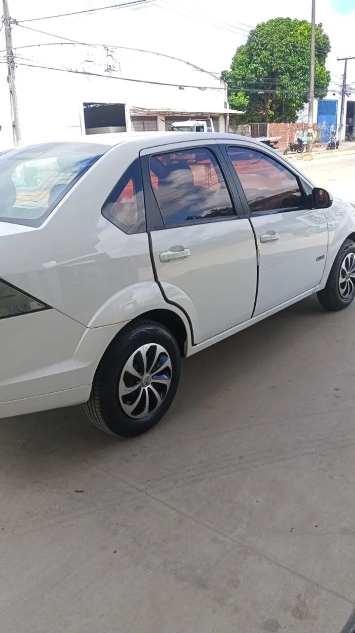 Ford Fiesta 1.6 8V FLEX 2012