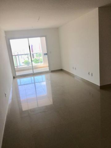 Apartamento Ed. Arnaldo Barbalho Simonetti - 3 suítes - Lagoa Nova - Foto 5