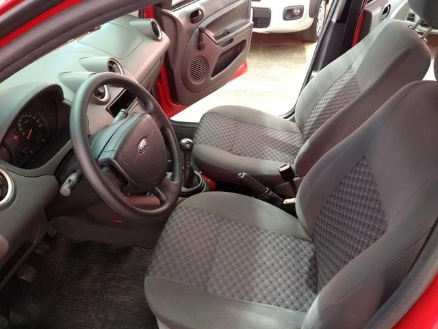 Fiesta 1.0 2005/2006 Temos Gol Uno Clio Celta Palio Ka Polo Siena Classic Prisma - Foto 4