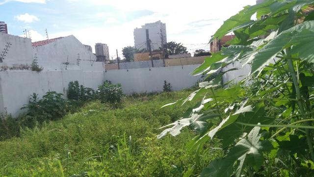 Terreno com 300m² para LOCAÇÃO