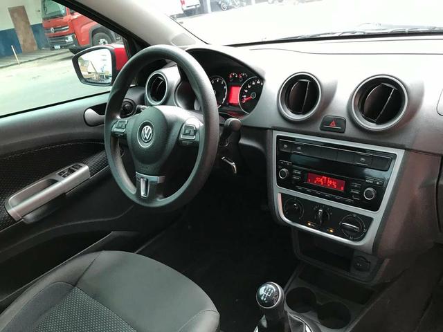 VW Voyage Trendline 1.0 2015 - Foto 9