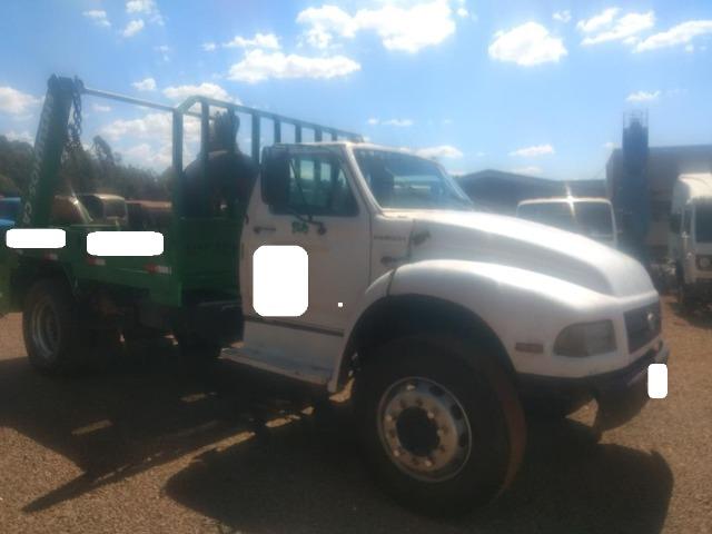 Ford F14000 poliguindaste - Foto 2