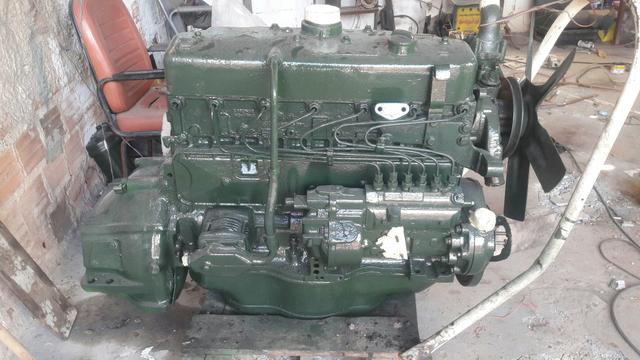 Motor Mercedes-Benz OM 352