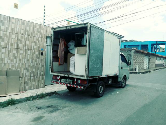 Fretes mudanças e carretos