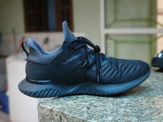 Tenis Adidas alphabounce - Foto 4
