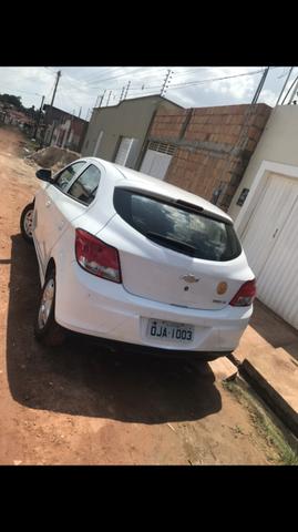 Vendo Onix 1.0 2013 - Foto 2