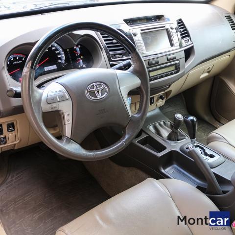 HILUX 2013/2013 3.0 SRV 4X4 CD 7 LUGARES 16V TURBO INTERCOOLER DIESEL 4P AUTOMÁTICO - Foto 9