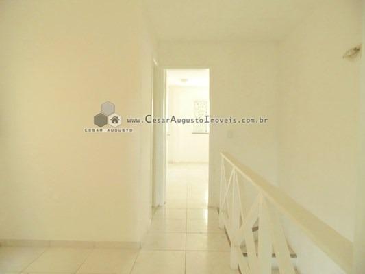Excelente casa duplex solta com 03 suítes na Lagoa Redonda - Foto 10