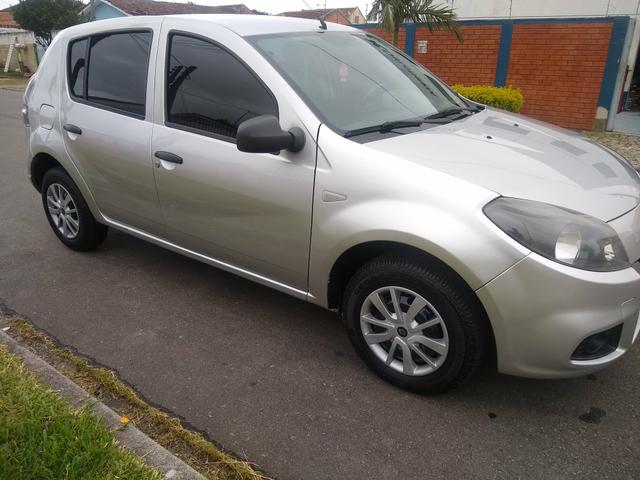 Sandero 1.0 2014 completo !! - Foto 3