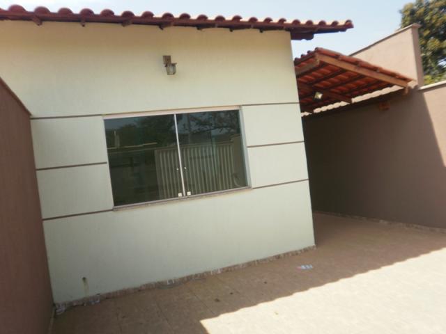 Casa geminada em juatuba