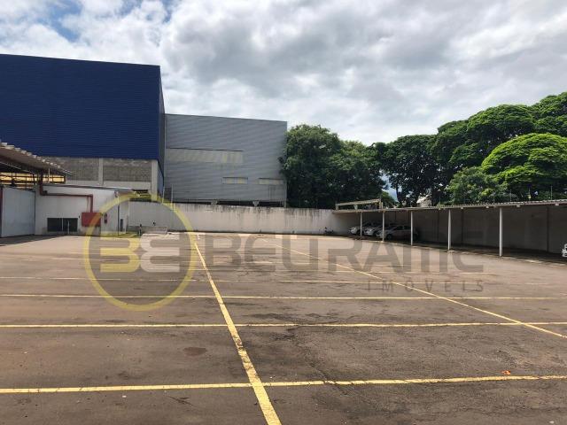 Enorme salão em local privilegiado, frente para colombo - Foto 6