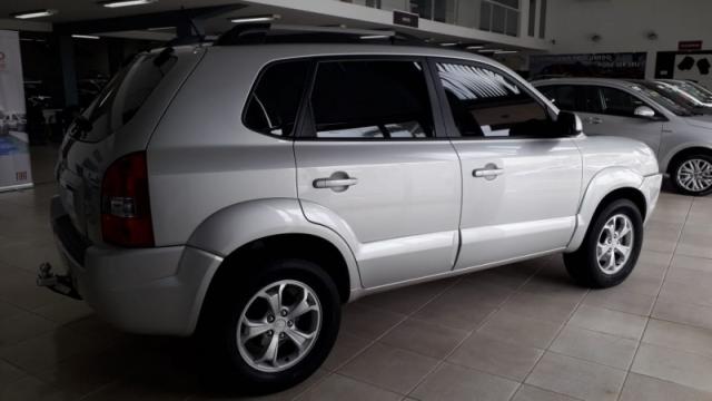 HYUNDAI TUCSON 2.0 MPFI GLS 16V 143CV 2WD FLEX 4P AUTOMATICO. - Foto 5