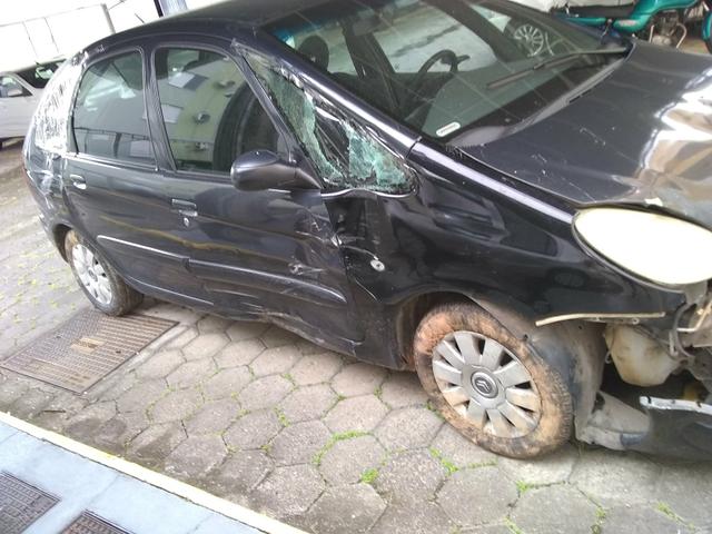 Vendo Xsara Picasso batida - Foto 4