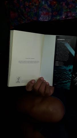 Dois mundos um heroi livro de colecionador. - Foto 4