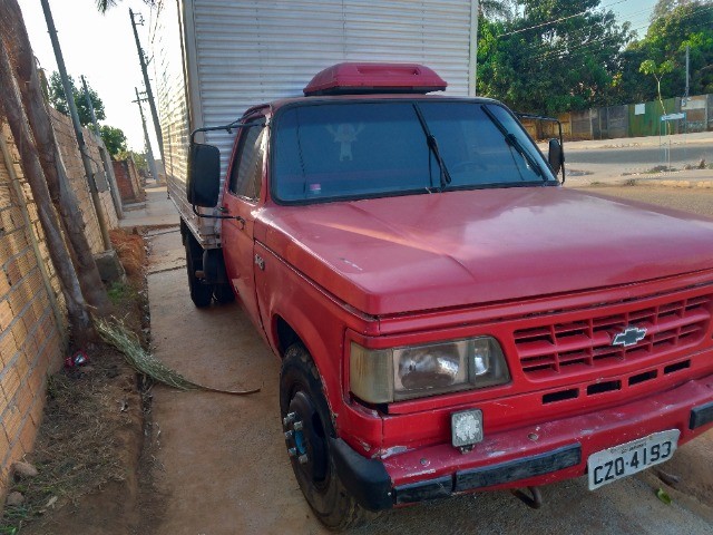 CAMINHÃO