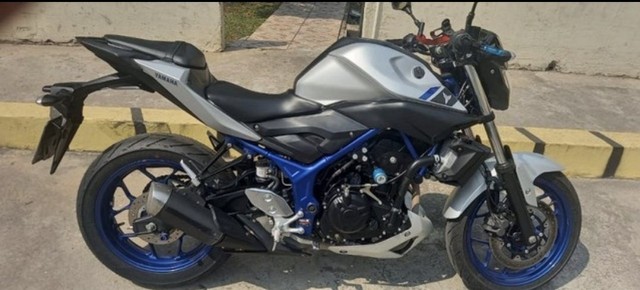 MOTO YAMAHA MT 03 300 2017