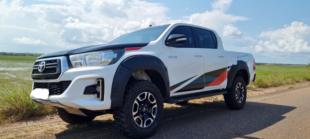 TOYOTA HILUX 2017 4X4 DIESEL
