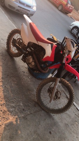 MOTO TRILHA